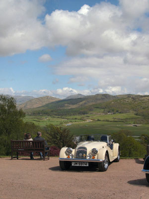 Loading Muncaster